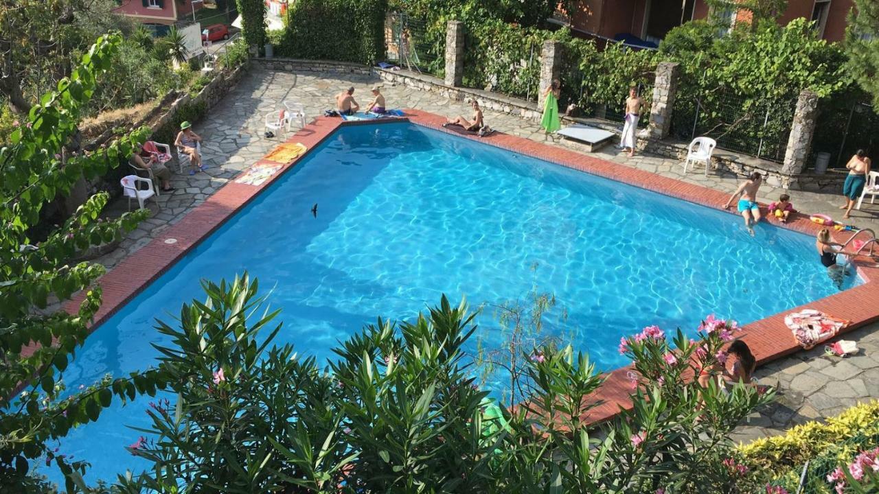 Agata Apartment Камогли Екстериор снимка